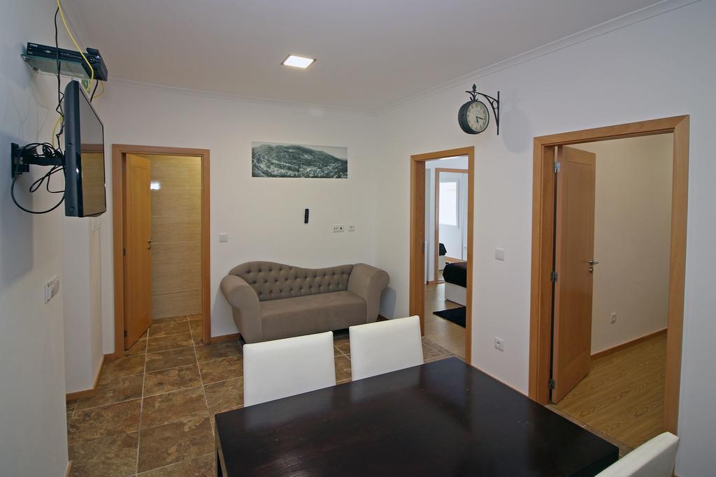 Geresiana Apartamentos Exteriér fotografie